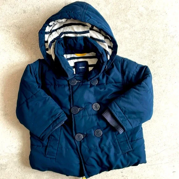 • Spring Vest Gap (18-24M) - Picture 1 of 4